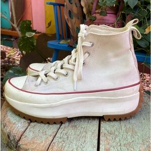 Converse Run Star Hike